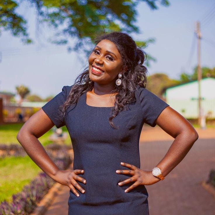 Jordan Singh, Client Relations Director, discussing corporate gifting strategy with business clients